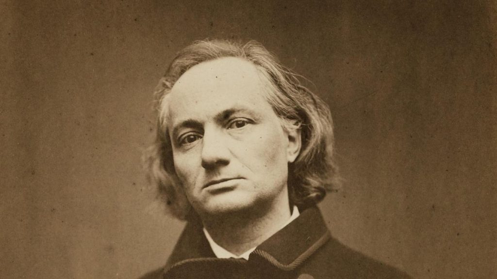 Retrato de Charles Baudelaire, poeta francés del siglo XIX, de perfil tres cuartos con cabello ondulado y expresión