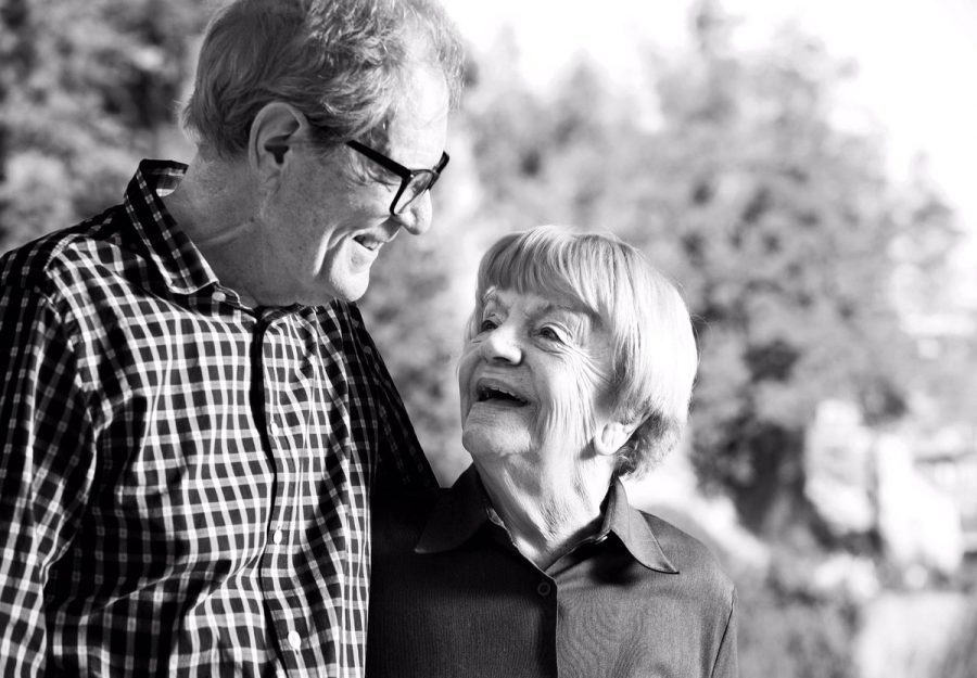 Alejandro-Sieveking-y-Bélgica-Castro-900x625