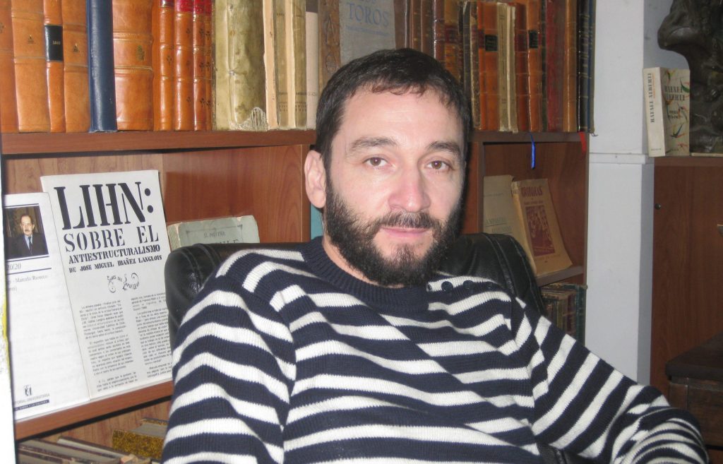 Luis Caroca