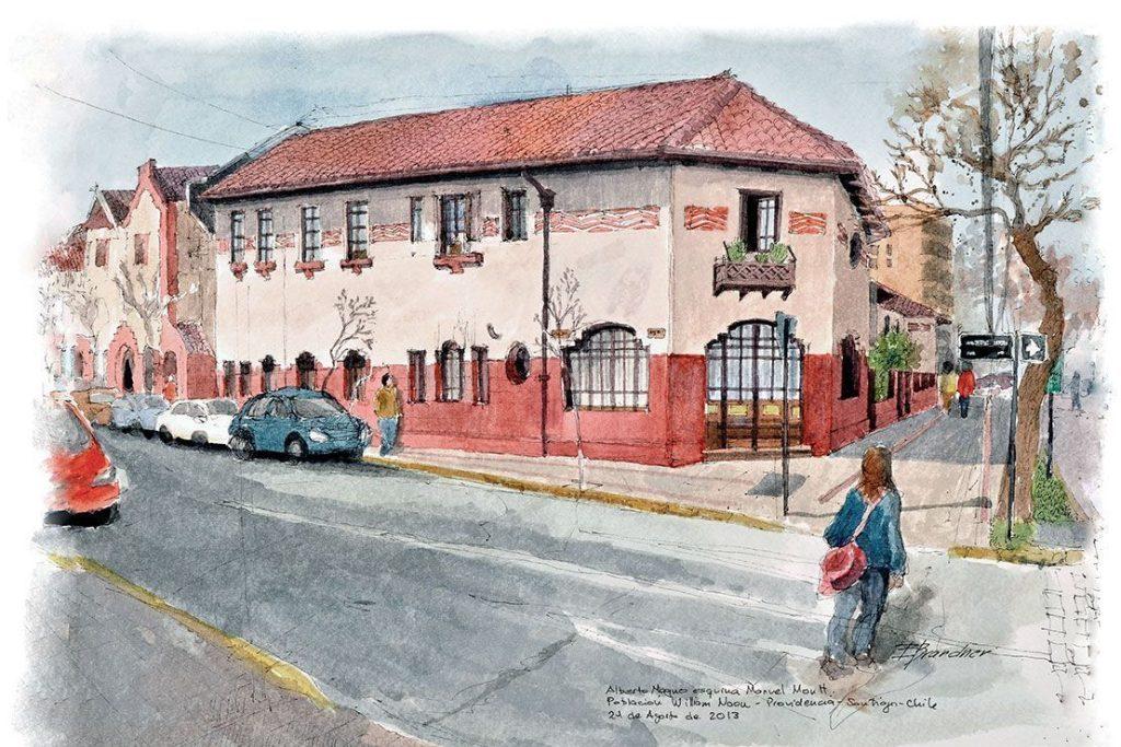 Edificio colonial rosa con ventanas grandes ubicado en esquina urbana, persona cruzando calle adoquinada